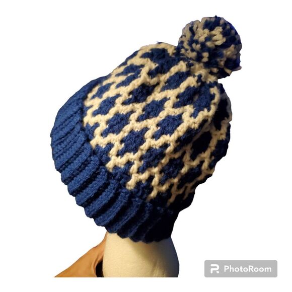 HANDMADE CROCHETED WINTERS HAT - Picture 2 of 4